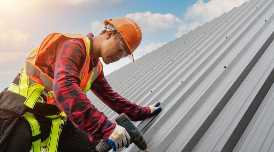 Expert new roof installation services in O'Fallon, IL
